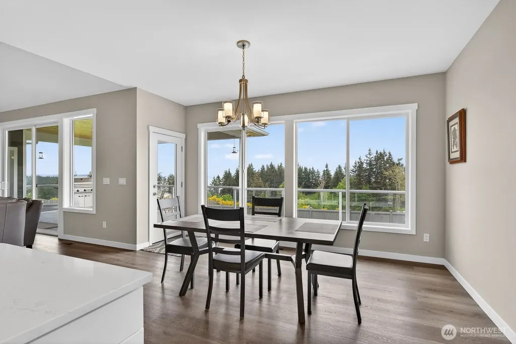 1409 Village Heights Place Camano Island WA 98282