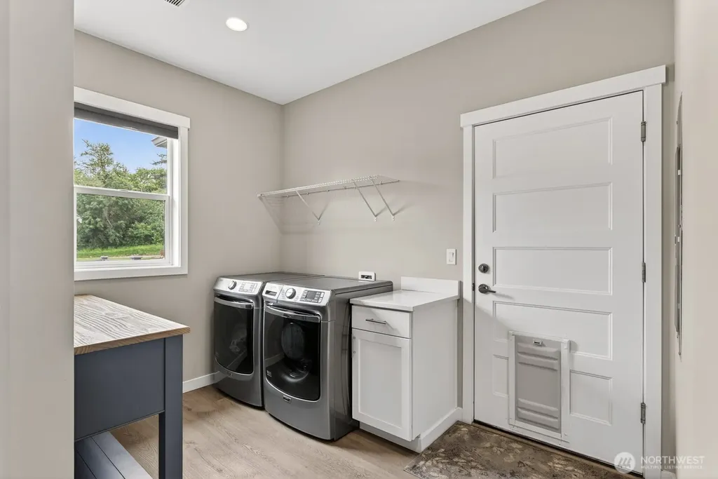 1409 Village Heights Place Camano Island WA 98282