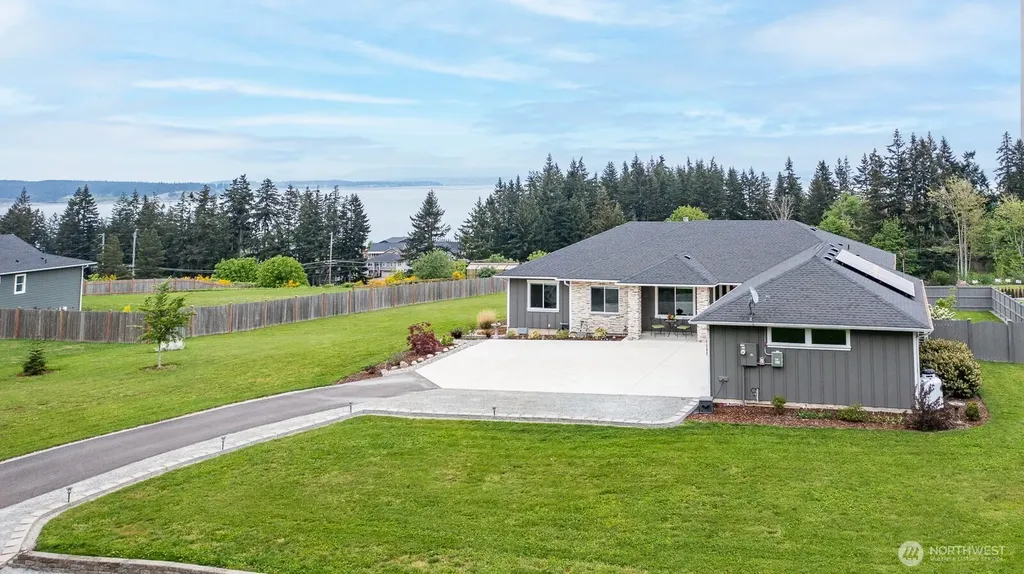 1409 Village Heights Place Camano Island WA 98282