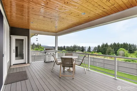 1409 Village Heights Place Camano Island WA 98282