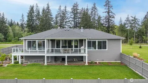 1409 Village Heights Place Camano Island WA 98282