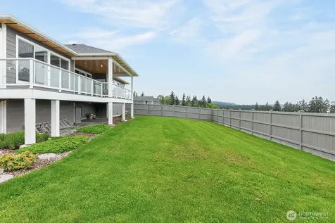 1409 Village Heights Place Camano Island WA 98282