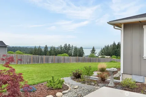 1409 Village Heights Place Camano Island WA 98282