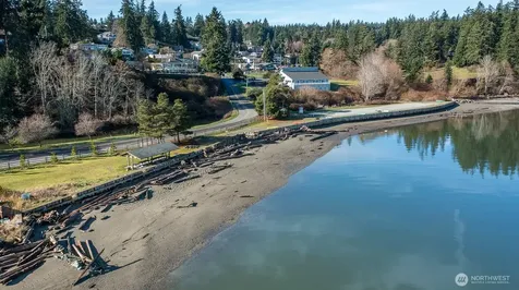 1409 Village Heights Place Camano Island WA 98282