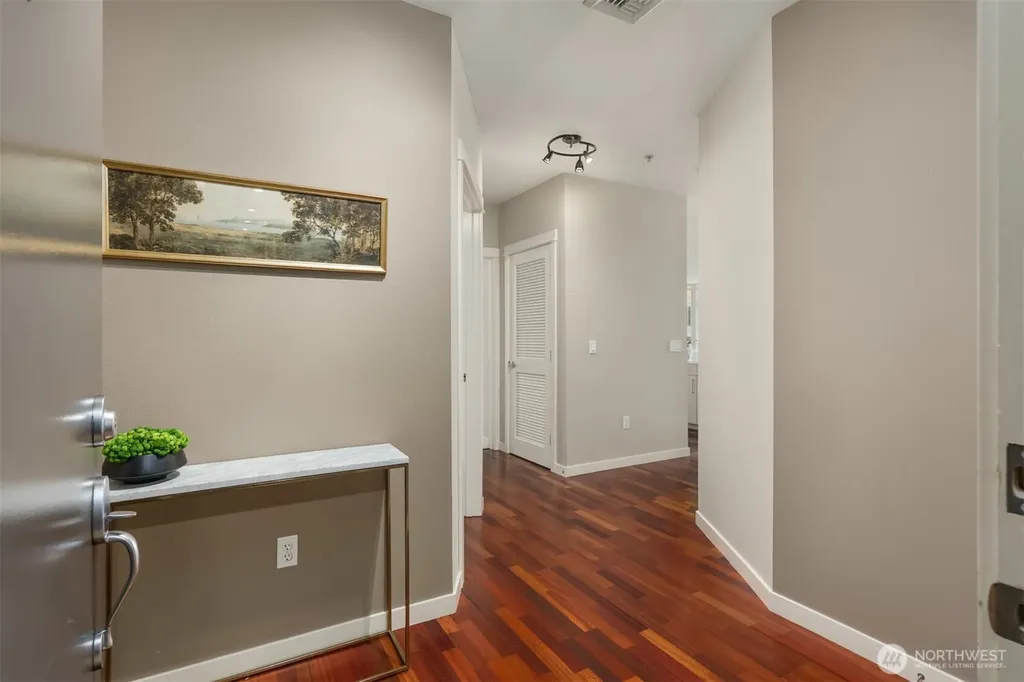 170 Harbor Sq Loop NE Bainbridge Island WA 98110