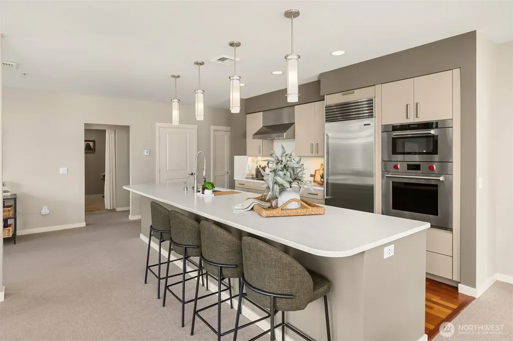 170 Harbor Sq Loop NE Bainbridge Island WA 98110