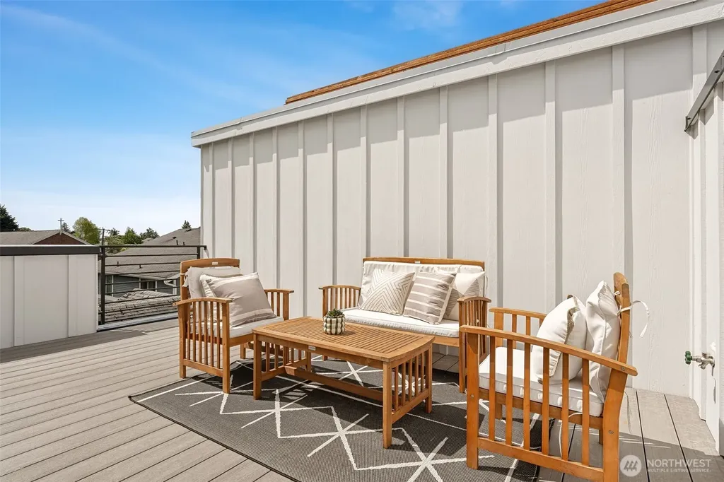3449 California Avenue SW Seattle WA 98116