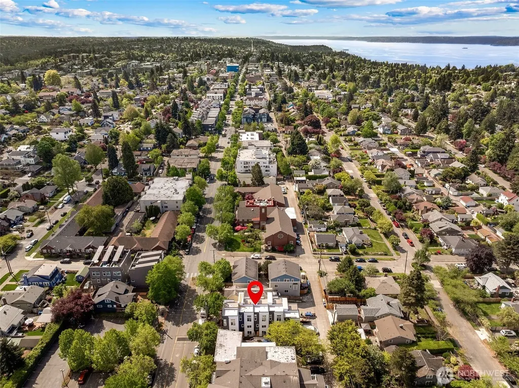 3449 California Avenue SW Seattle WA 98116