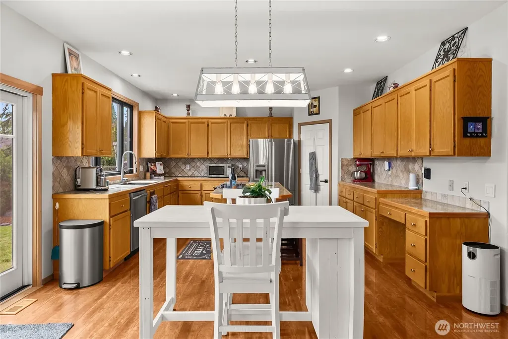 15902 65th Street Ct E Sumner WA 98390