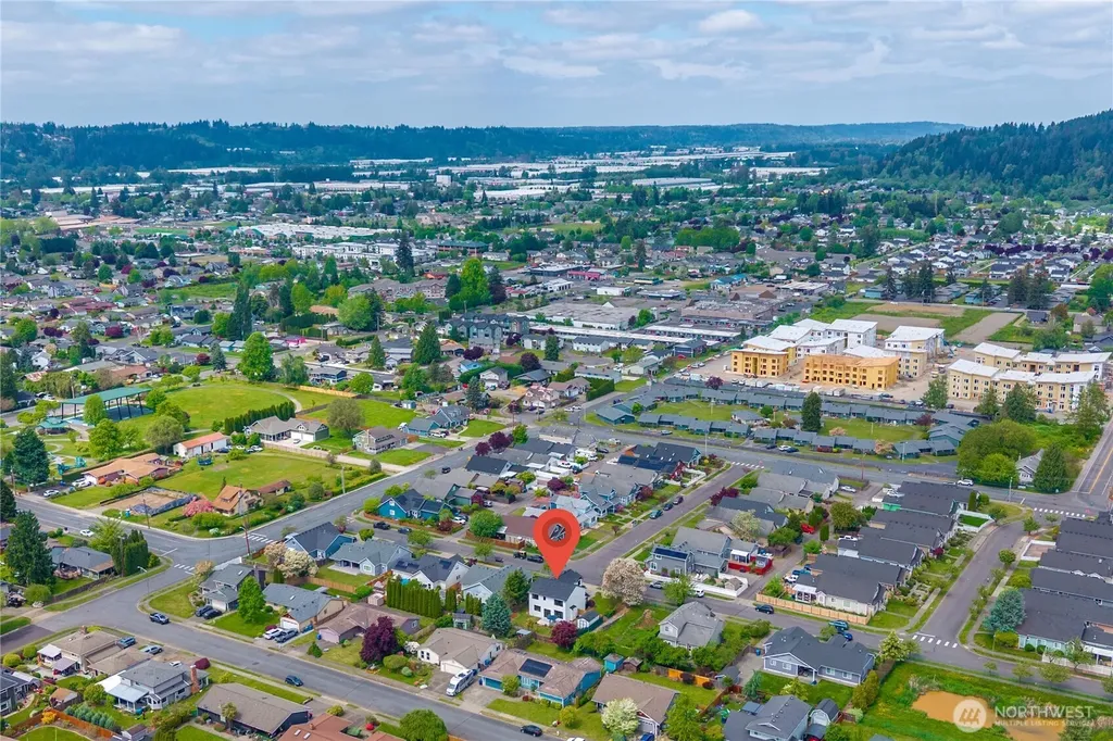 15902 65th Street Ct E Sumner WA 98390