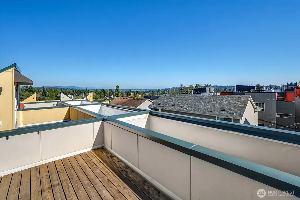 7526 43rd Avenue S Seattle WA 98118