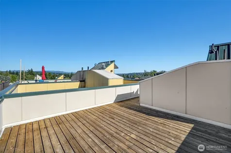 7526 43rd Avenue S Seattle WA 98118