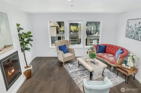 7526 43rd Avenue S Seattle WA 98118