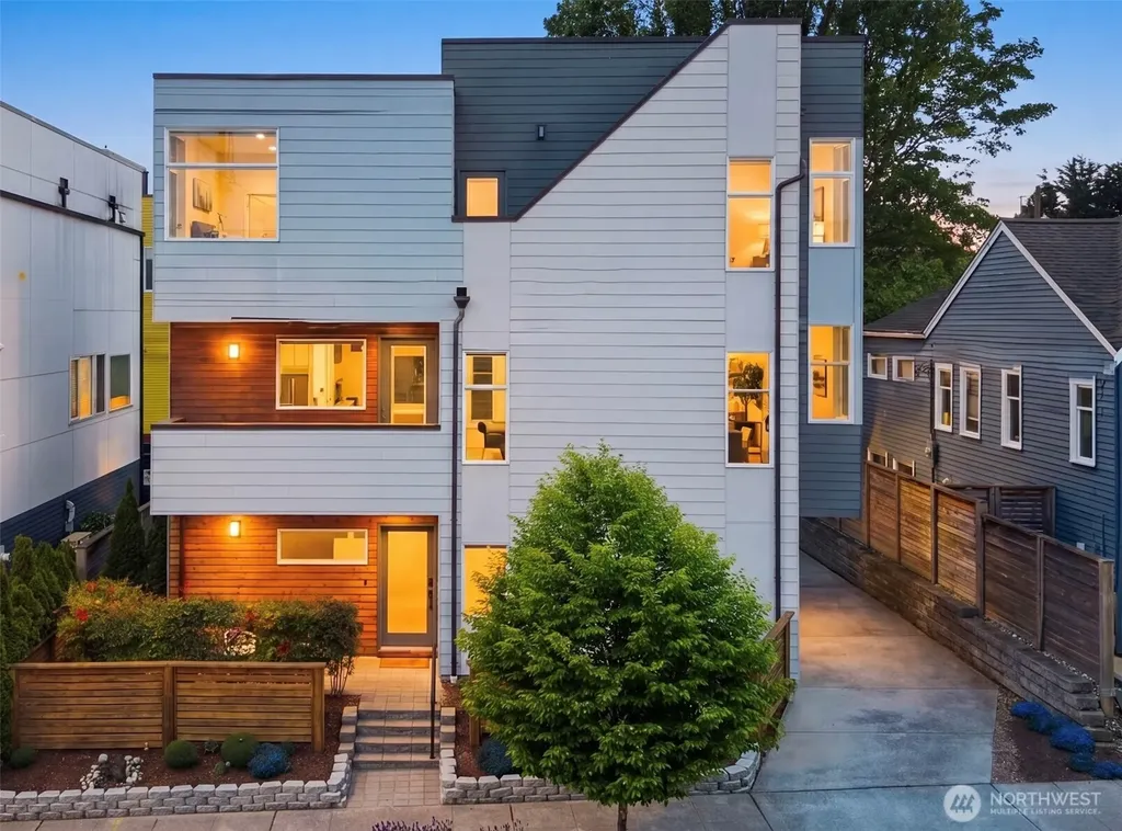 6735 Alonzo Avenue NW Seattle WA 98117
