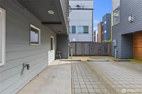 6735 Alonzo Avenue NW Seattle WA 98117