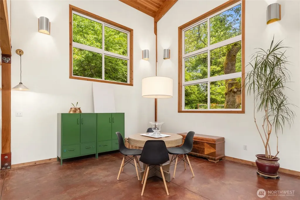 13984 Toad Holler Pl NE Bainbridge Island WA 98110