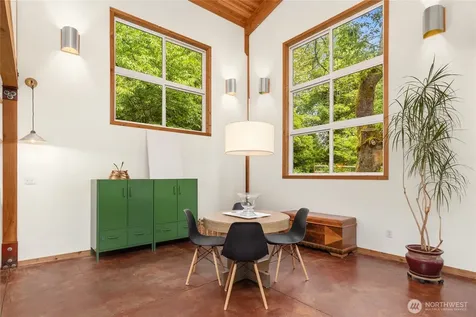 13984 Toad Holler Pl NE Bainbridge Island WA 98110