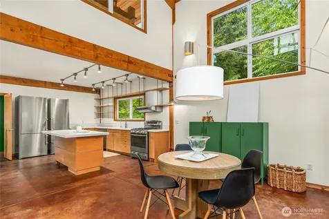 13984 Toad Holler Pl NE Bainbridge Island WA 98110