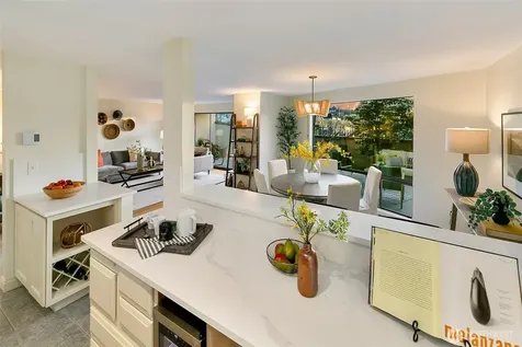 2728 Fairview Avenue E Seattle WA 98102