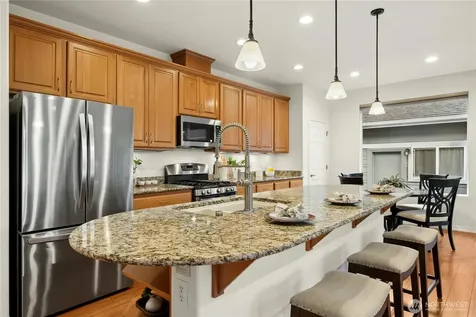 13443 Mahonia Place NE Redmond WA 98053