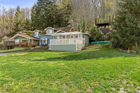 27830 Manzanita Beach Road SW Vashon WA 98070