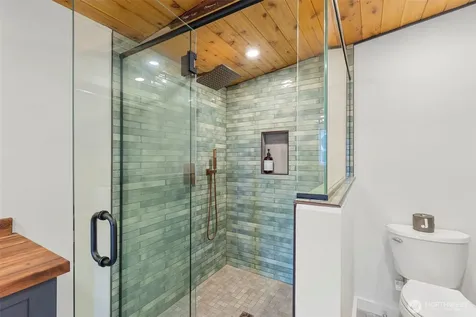 27830 Manzanita Beach Road SW Vashon WA 98070