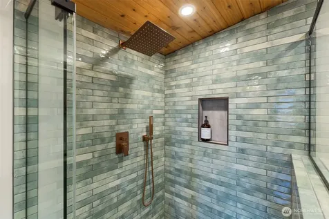 27830 Manzanita Beach Road SW Vashon WA 98070