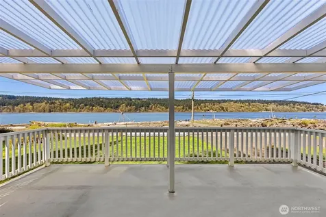 27830 Manzanita Beach Road SW Vashon WA 98070