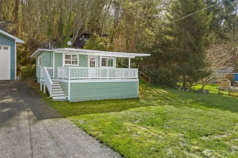 27830 Manzanita Beach Road SW Vashon WA 98070