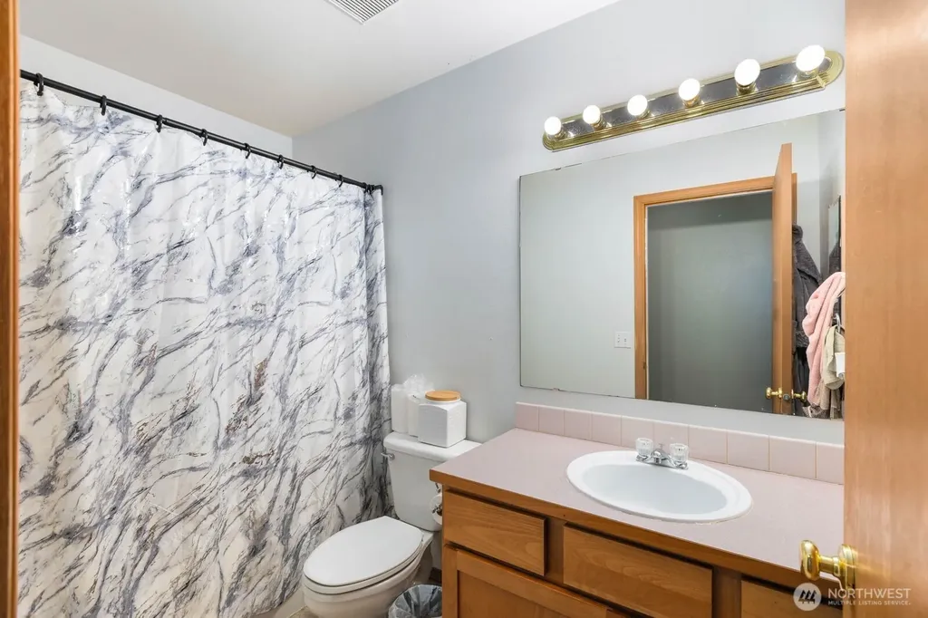 17943 Clear Lake Boulevard SE Yelm WA 98597