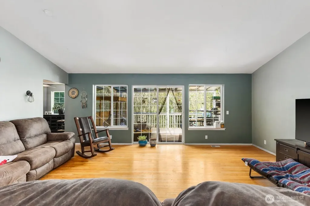 17943 Clear Lake Boulevard SE Yelm WA 98597