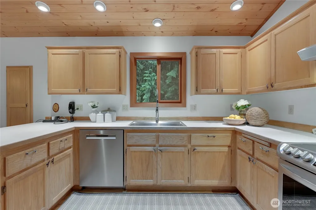 431 Taison Lane Quilcene WA 98376