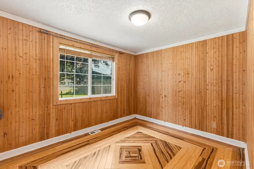 3273 Tori Lane Longview WA 98632