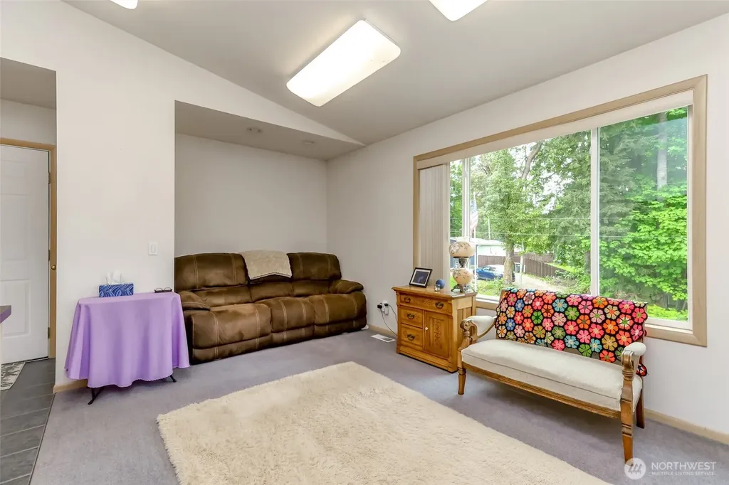 19113 21st Street SW Lakebay WA 98349