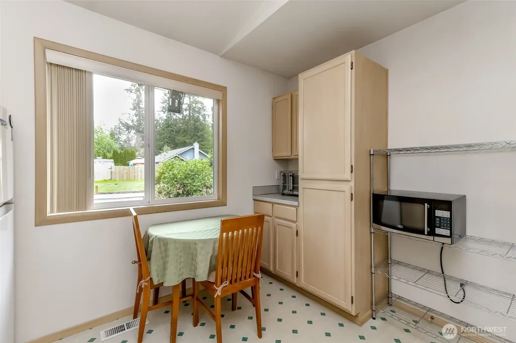 19113 21st Street SW Lakebay WA 98349