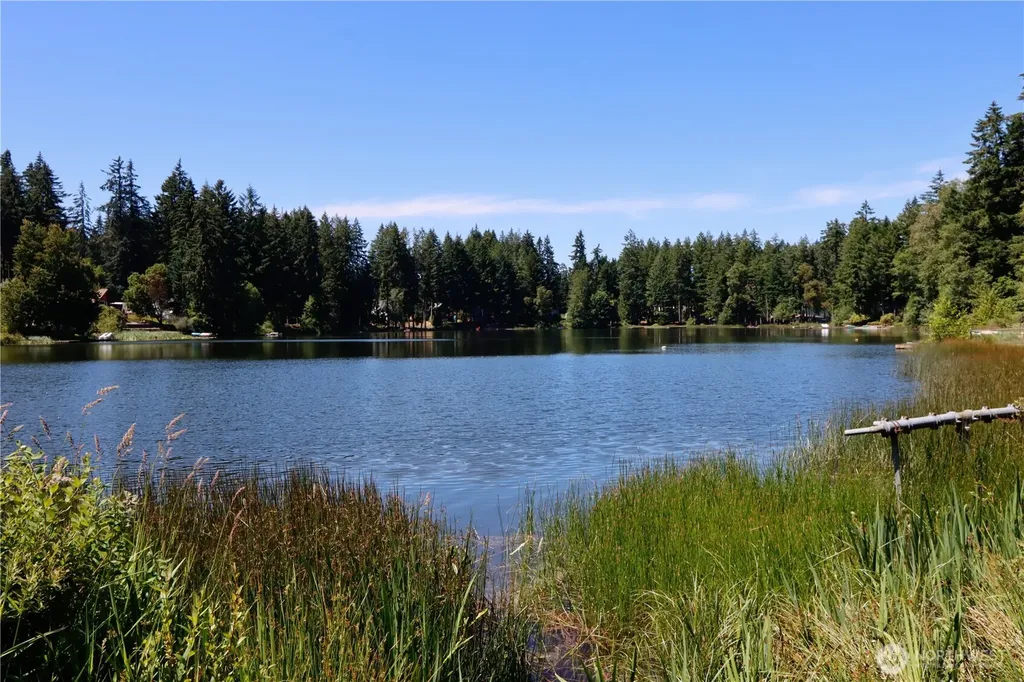 19113 21st Street SW Lakebay WA 98349