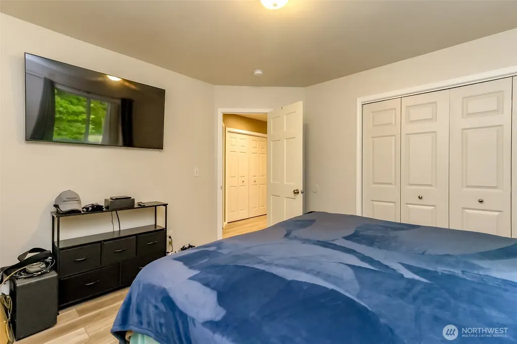 19113 21st Street SW Lakebay WA 98349