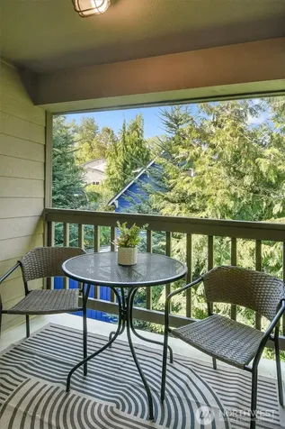 18523 68th Avenue NE Kenmore WA 98028