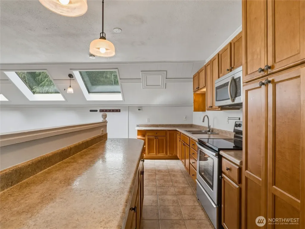 22314 177th Street E Orting WA 98360