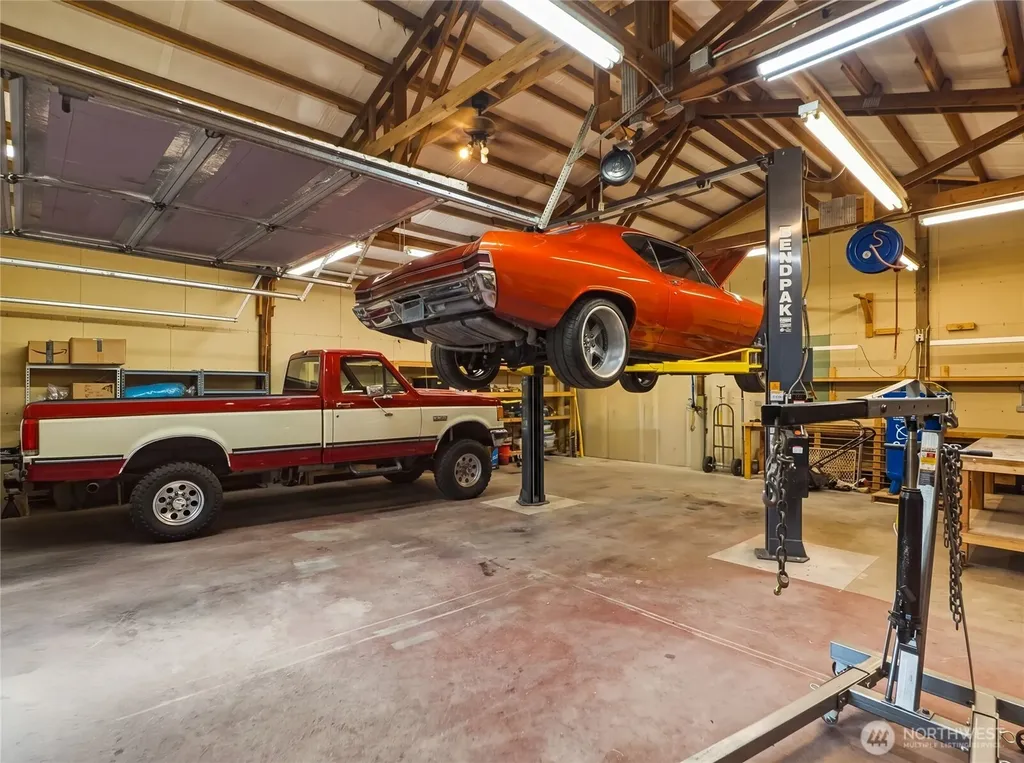 22314 177th Street E Orting WA 98360