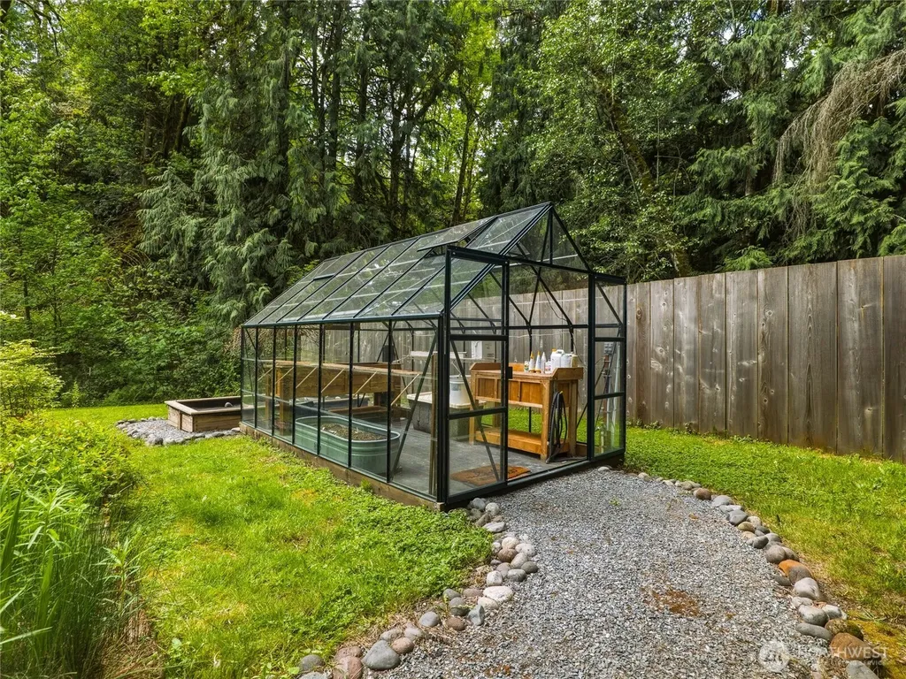 22314 177th Street E Orting WA 98360