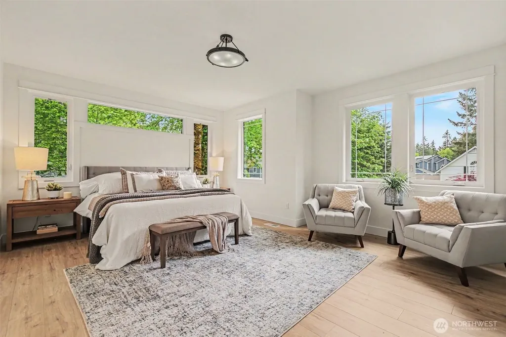 1906 223rd Avenue SE Sammamish WA 98075