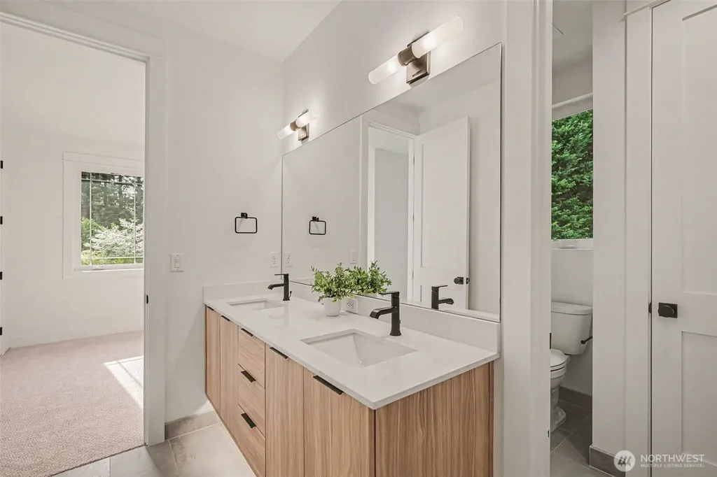 1906 223rd Avenue SE Sammamish WA 98075