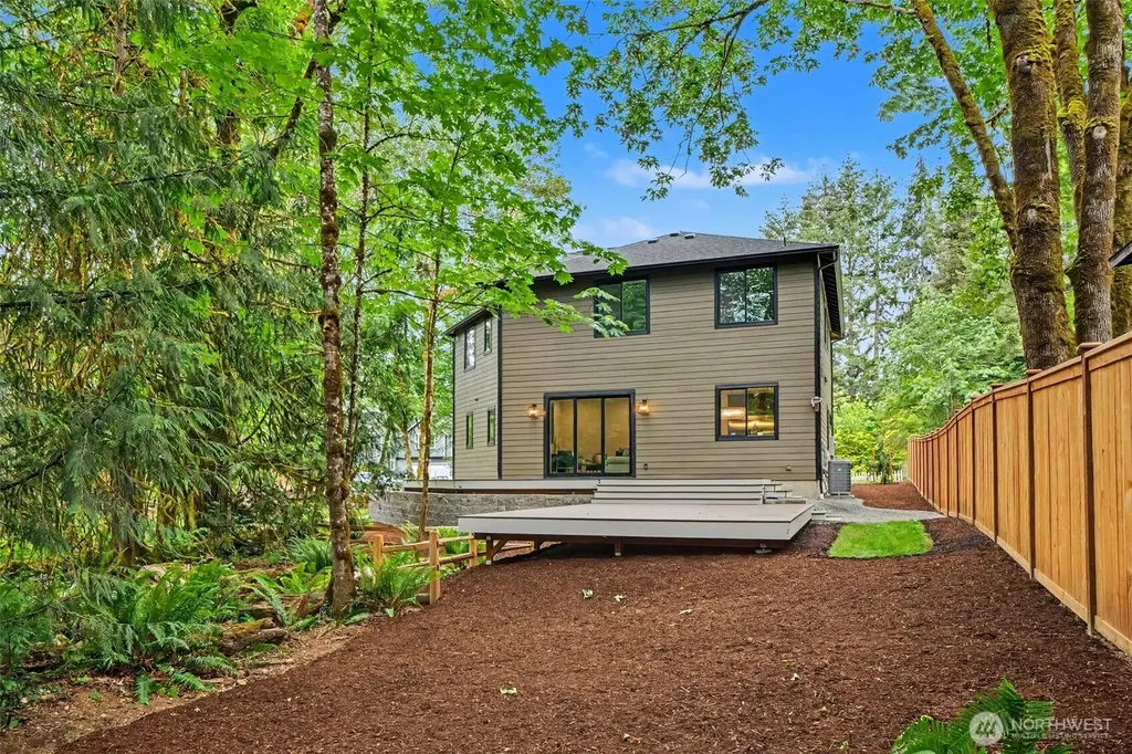 1906 223rd Avenue SE Sammamish WA 98075