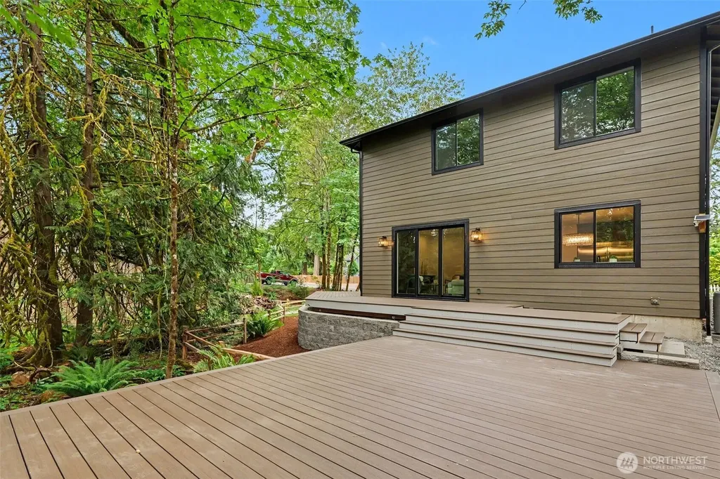 1906 223rd Avenue SE Sammamish WA 98075