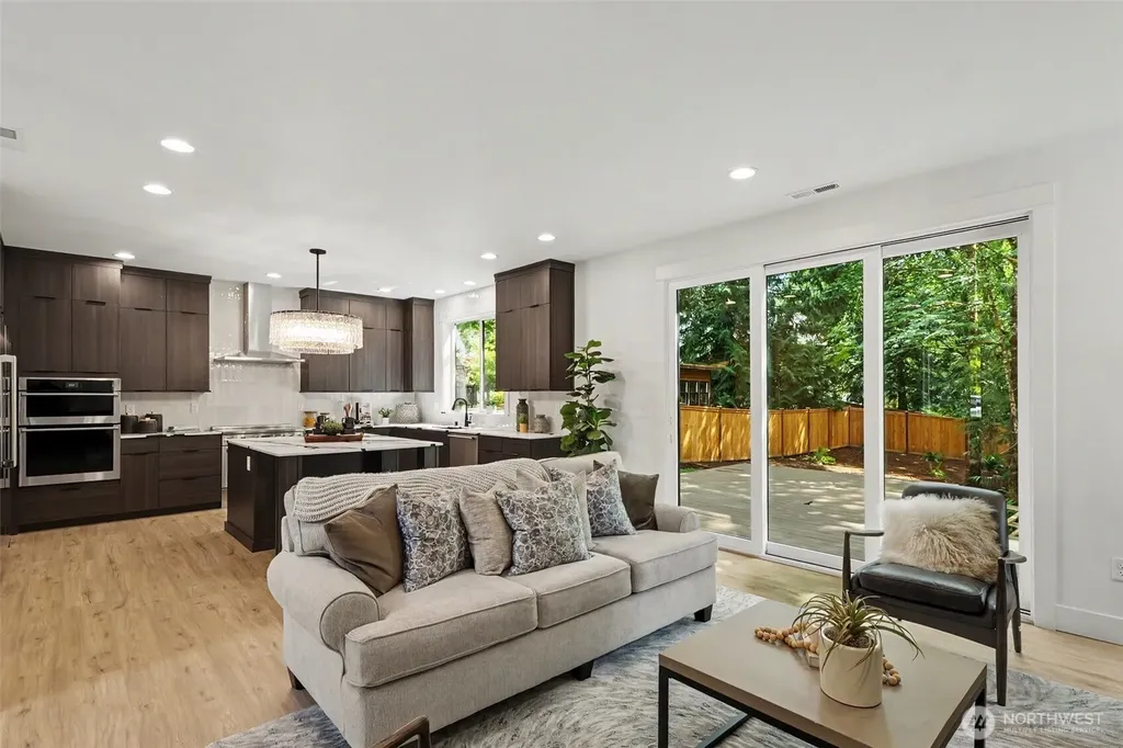 1906 223rd Avenue SE Sammamish WA 98075