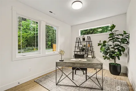 1906 223rd Avenue SE Sammamish WA 98075