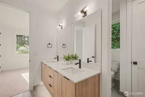 1906 223rd Avenue SE Sammamish WA 98075