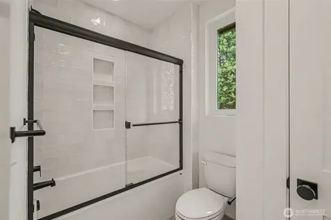 1906 223rd Avenue SE Sammamish WA 98075