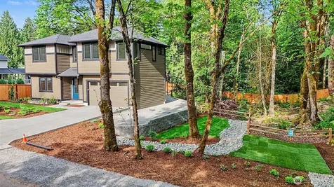 1906 223rd Avenue SE Sammamish WA 98075